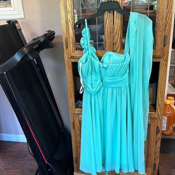 Mint green dress - Picture 5 of 6